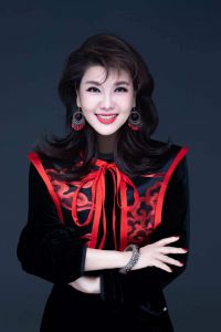 烏蘭圖雅 烏蘭圖雅