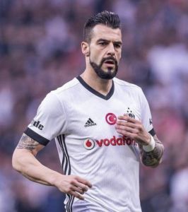 阿爾瓦羅·內格雷多 阿爾瓦羅·內格雷多